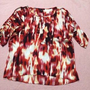 Kenneth Cole red/tan blouse size medium